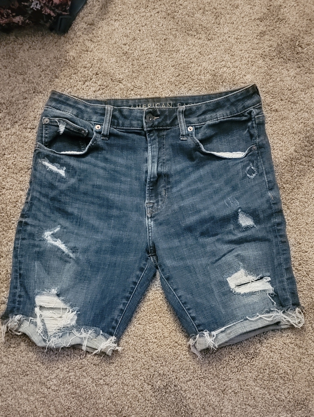 American Eagle Outfitters Men's Distressed Dark Blue Denim Shorts Size 34